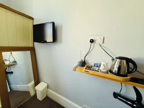 The Vale Hotel - Habitación