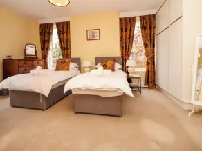 Parkfields House - Room