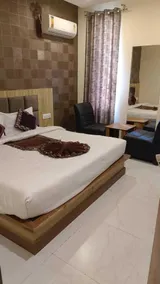 Hotel Glass INN - Quarto