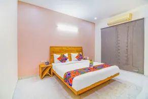 Fabhotel Gazelle Studios - Room