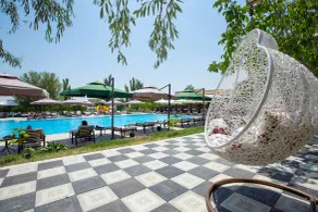 Cross Health Spa Center - Pool