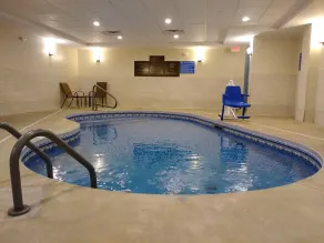 Comfort Inn & Suites Brattleboro I-91 - Pool