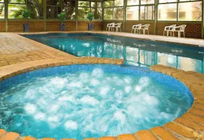 BEST WESTERN Geelong Motor Inn & Serviced Apartments - Pool