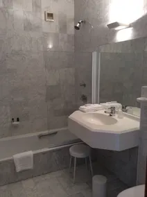 Hotel ABBEY - Badezimmer