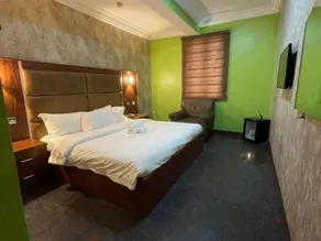 Aotel Hotel Lagos Ago - Chambre