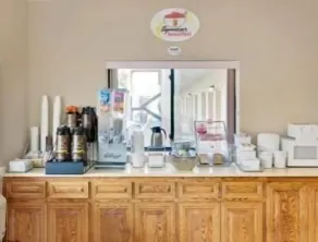 Super 8 by Wyndham Laurel - Restaurant
