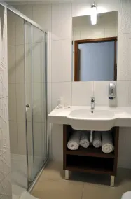 Hotel Topaz Poznań Centrum - Bathroom