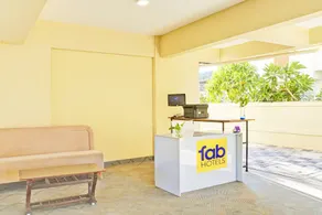 FabExpress Balaji Comfort Home - Reception