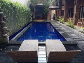The Ganesha Homestay - Pool