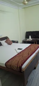 Hotel Utsav Deluxe - Habitación