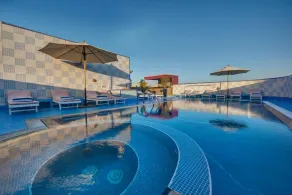 Comfort Inn Hotel Deira - Piscine