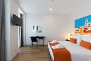Serra do Pilar Porto Suites - Room