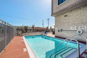 Best Western Plus Gardena-Los Angeles Inn & Suites - Piscine