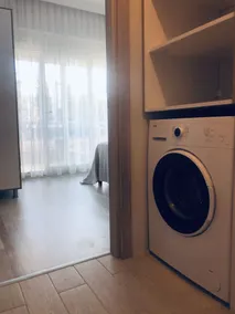 Ayris Apart - Camera