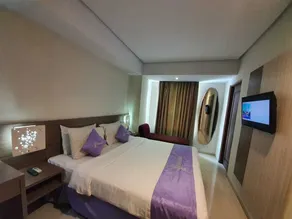 Top Malioboro Hotel - Room