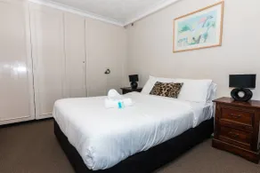 Beachcomber Resort - Official - Quarto