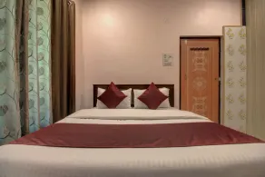 Hotel Snehaprabha - Near to Nagaon Beach Alibaug - Room