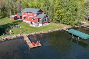Spacious Lakeside Family Home on Big Bearskin Lake - Innenbereich