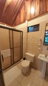 Bella Vista Lodge - Bathroom
