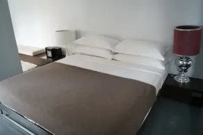 Valentine On George - Room