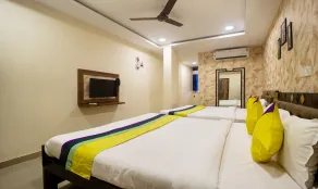 Itsy Hotels Yogeshwara Grand - Room