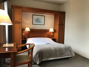 Logis Hôtel Les Airelles Neufchâtel En Bray - Værelse