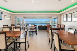 Phoenix Lodge and Waterside Accommodation - Ristorante