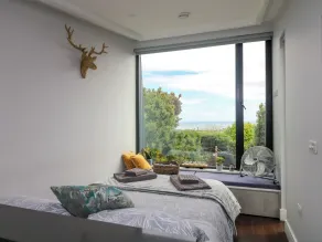 Sunriser - Room