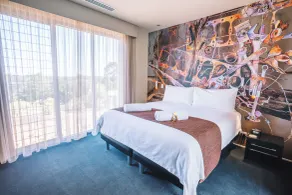 The Frames - Couples Retreat with Private Heated Pool, Spa & Sauna - Room