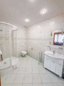 Hotel Metro - Bathroom