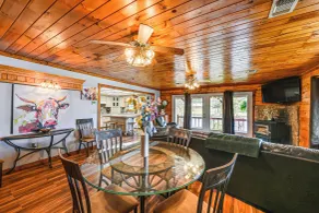 Broken Bow Cabin w/ Hot Tub & Fishing On-site! - Interior