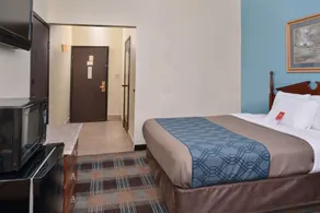 Econo Lodge Inn & Suites Shelbyville - Chambre