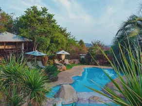 Cussonia Country Home - Pool