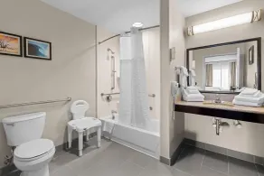 Comfort Suites Edinboro - Zimmer