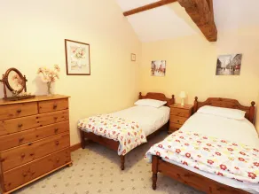Meadow Cottage - Room