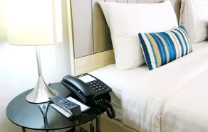 Samran Place Hotel - Chambre