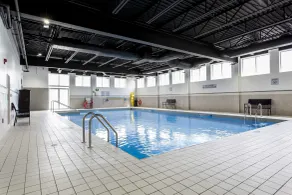 Courtyard by Marriott Montreal West Island/Baie D’Urfe - Piscine