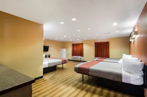 Motel 6-Libertyville, IL - Chambre