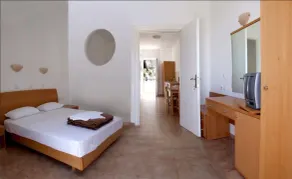 Lambis Studios & Apartments - Room