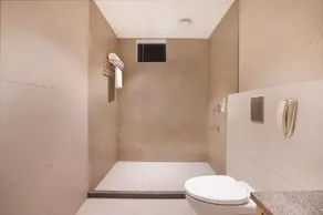 Lemon Tree Hotel, Haridwar - Salle de bain