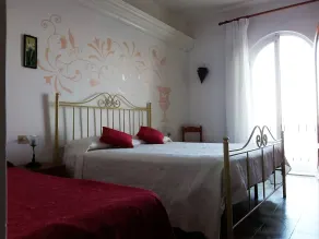 Orpheus - Room