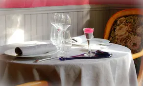 Logis Hôtel et Restaurant du Dauphin - Restaurante