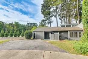 Pet-friendly Raleigh Townhome Near Medical Centers - Innvendig