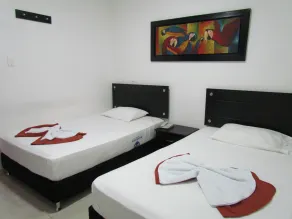 Hotel Diamonds - Room
