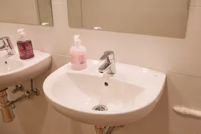Hostel Bed in Girona - Bathroom