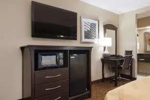 Quality Inn Magnolia - Zimmer
