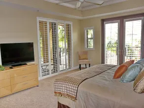 Luxurious Esplanade condo overlooking bay - Habitación