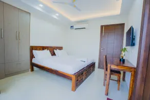 Lime Tree Hotel Golf Course Extension Nearby Grand Hyatt Gurgaon - Camera