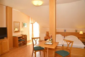 Vadászkürt Panzió - Room
