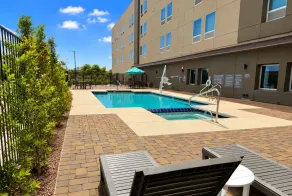 La Quinta Inn & Suites by Wyndham Phoenix West Glendale - Pool